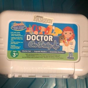 Doctor on Duty Play set